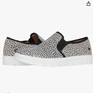 NEW Nurse Mates Adela Size: 11